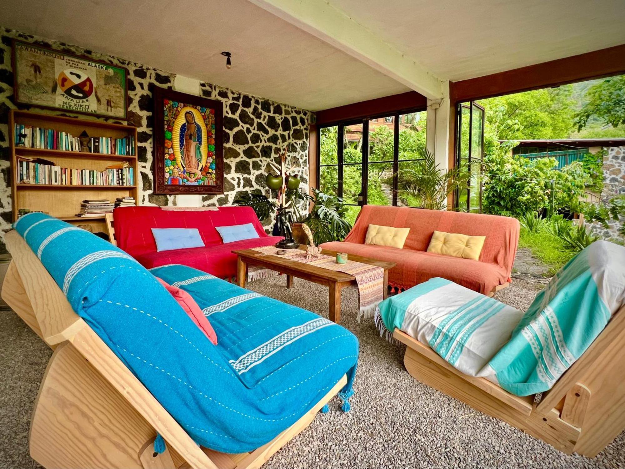 Santuario Ave Fenix-Cabanas テポストラン エクステリア 写真